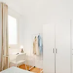 Balmes Private Hostel