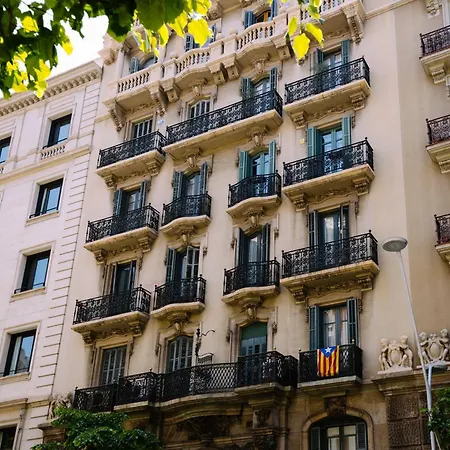Balmes Private Hostel Barcelona