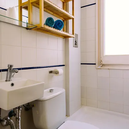 Hostel Balmes Private Barcelona