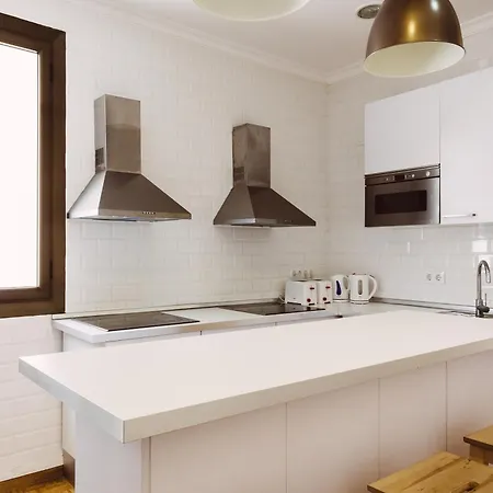 Balmes Private Hostal